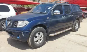 Nissan Navara 2011 Blue