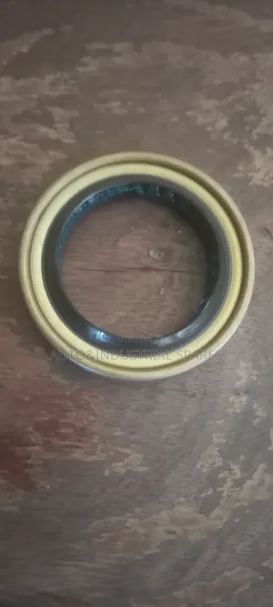 ISUZU DMAX Rear Wheel Outer Oil Seal