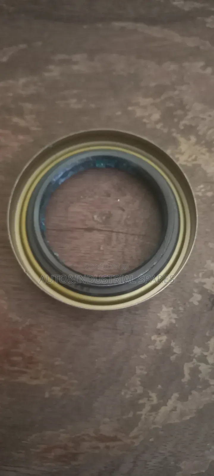 ISUZU DMAX Rear Wheel Outer Oil Seal
