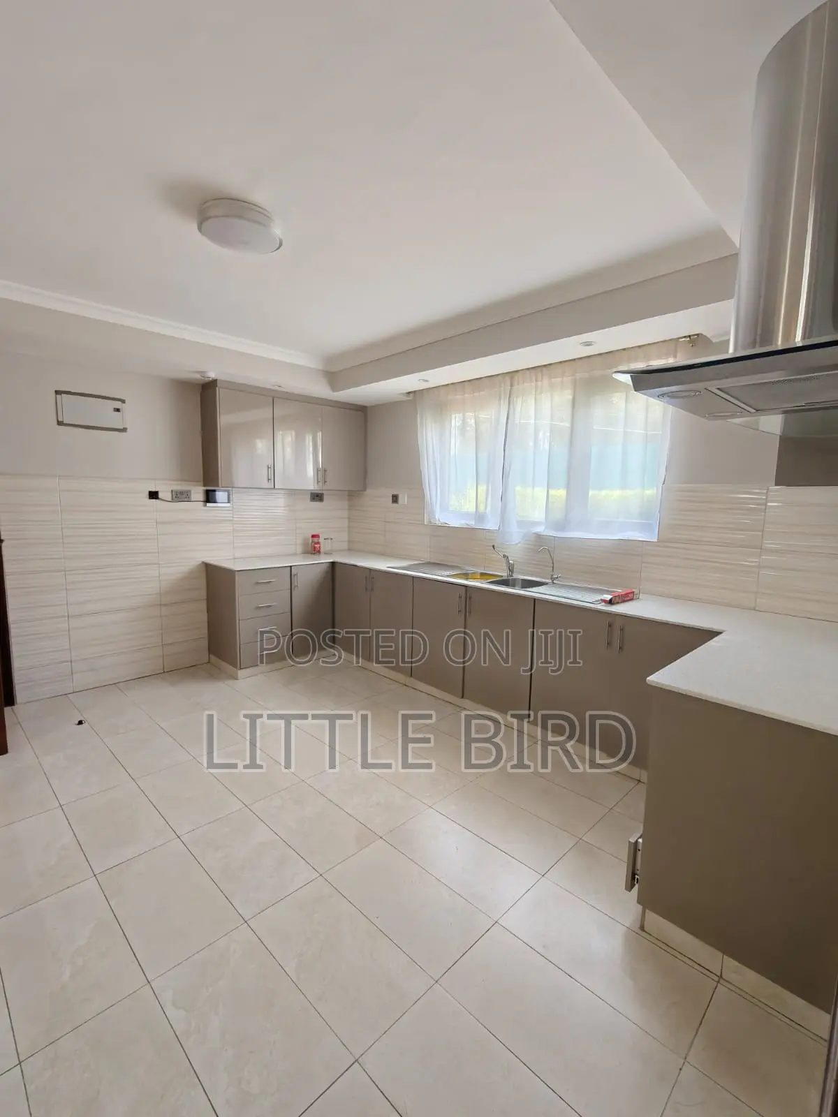 5bdrm Villa in Hardy for rent