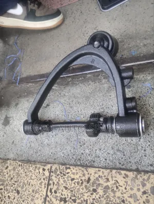 7L Toyota HiAce Upper Arm