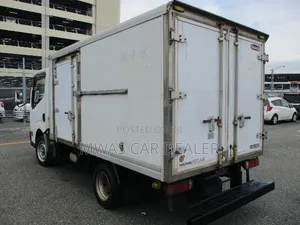 Selling Nissan Atlas 2014 to Be Registered