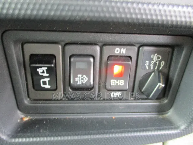 Selling Nissan Atlas 2014 to Be Registered