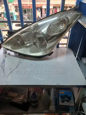 Toyota Wish 2002 Non Xenon Headlight