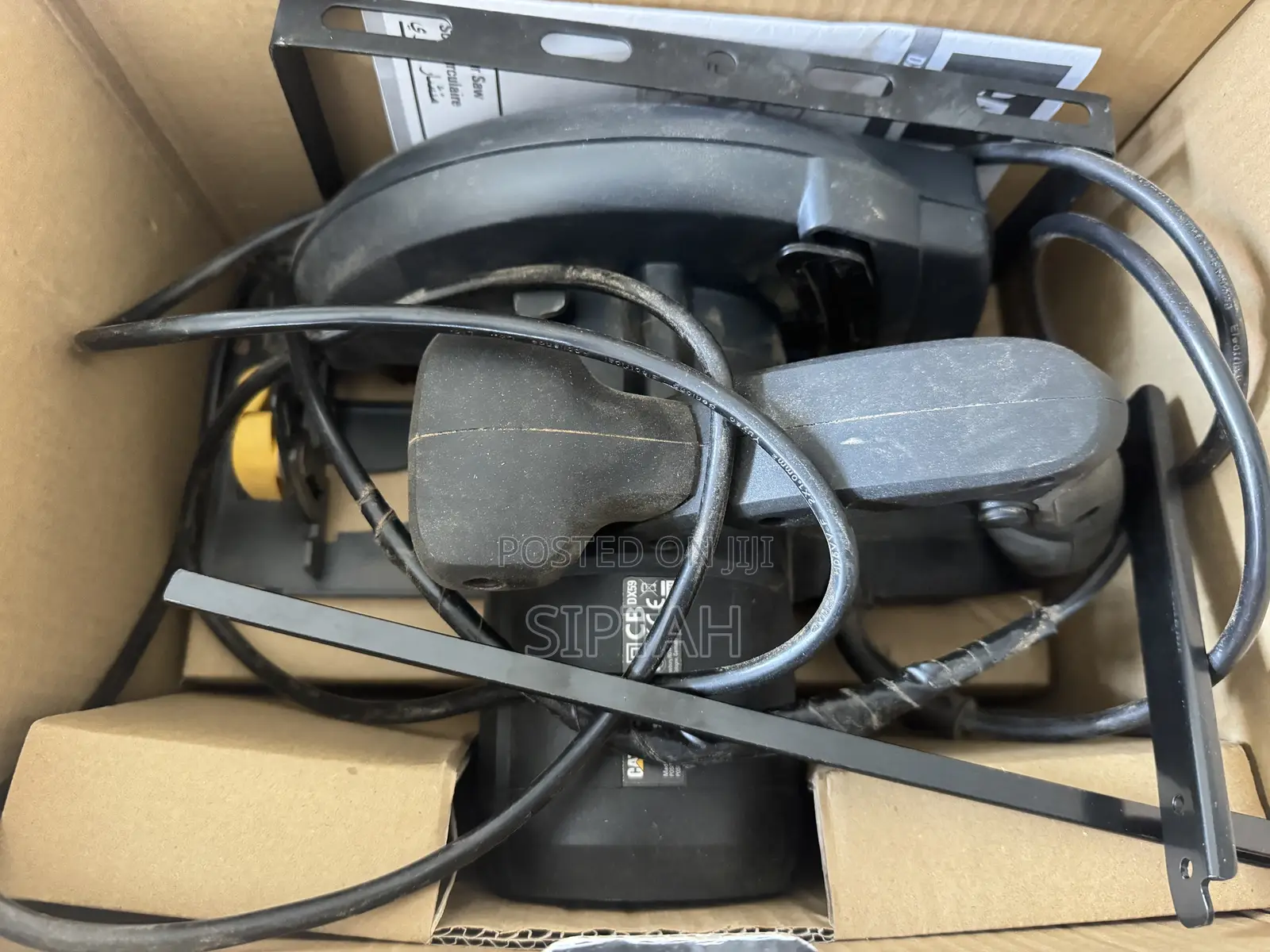 CAT Circular Saw 1400w