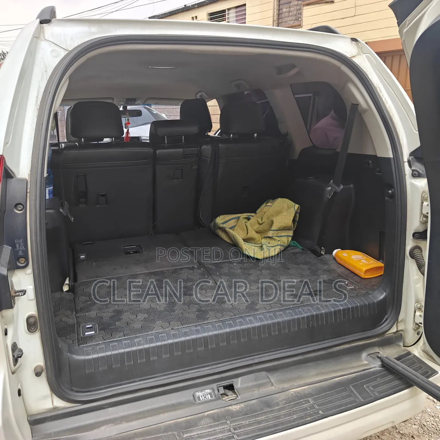 Toyota Land Cruiser Prado 2013 White