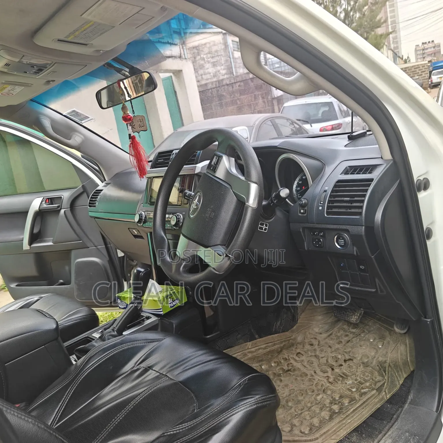 Toyota Land Cruiser Prado 2013 White