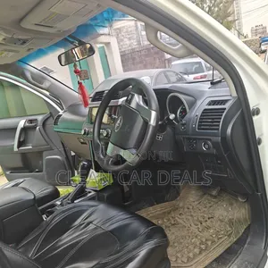 Toyota Land Cruiser Prado 2013 White