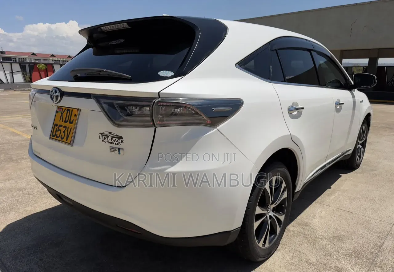Toyota Harrier 2.5 Hybrid 4WD 2016 White