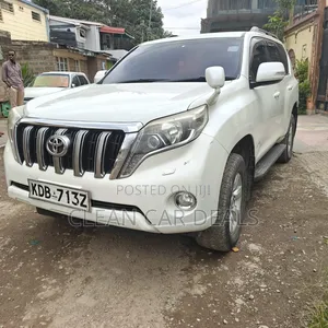 Toyota Land Cruiser Prado 2013 White