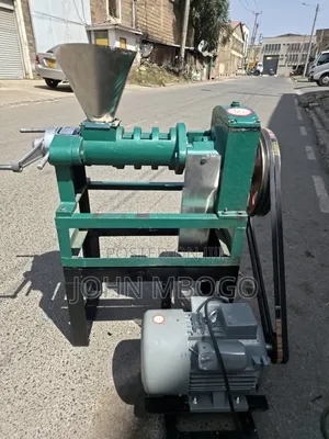 Oil Pressing Machine ( Wuth Stand and Motor)