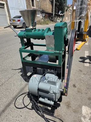 Oil Pressing Machine ( Wuth Stand and Motor)