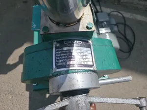 Oil Expeller/ Oil Pressing Machine