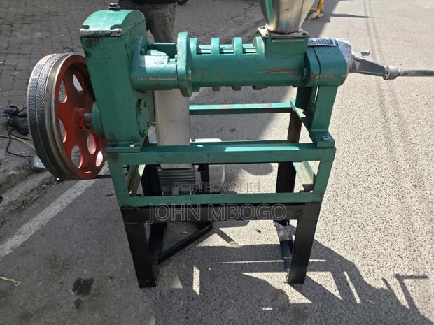 Oil Expeller/ Oil Pressing Machine - thumbnail 3