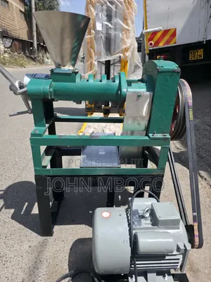 Oil Expeller/ Oil Pressing Machine