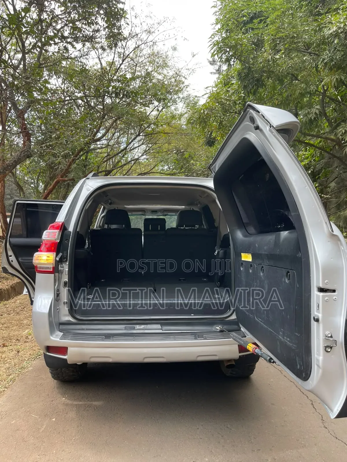 Toyota Land Cruiser Prado 2014 Silver