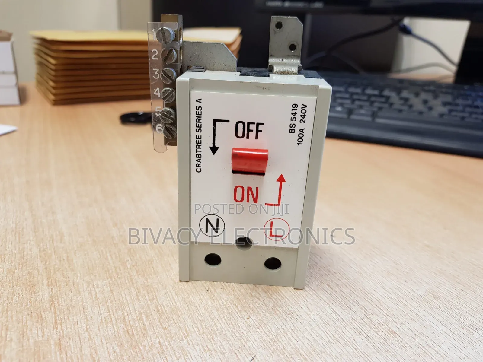 Crabtree Main Switch
