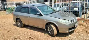 Nissan Wingroad 2002 Gold