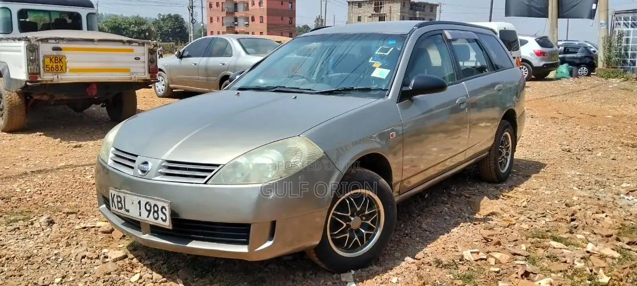 Nissan Wingroad 2002 Gold