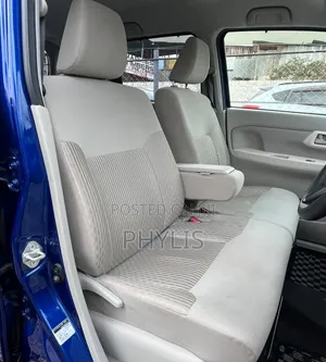 Daihatsu Move 2019 Blue