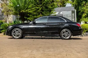 Mercedes-Benz C200 2019 Black