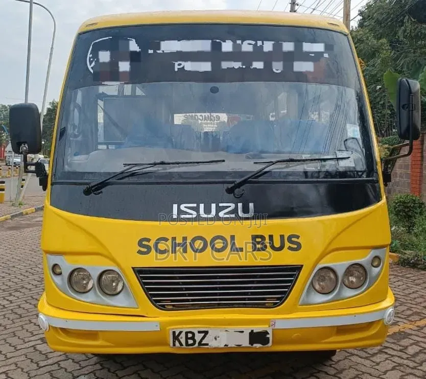 Isuzu NQR 2014 Yellow