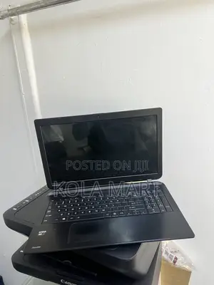 Laptop Toshiba Satellite  P745 8GB AMD A8 HDD 500GB