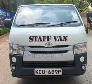 Toyota HiAce 2014 White