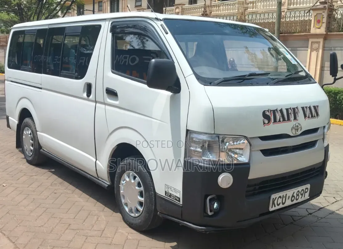 Toyota HiAce 2014 White