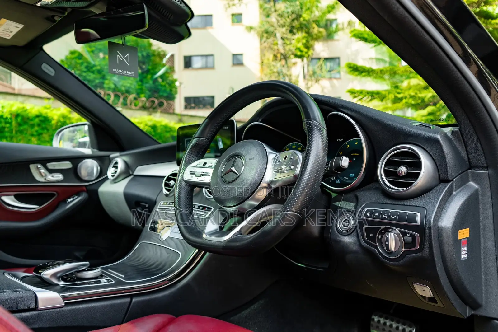 Mercedes-Benz C200 2019 Black