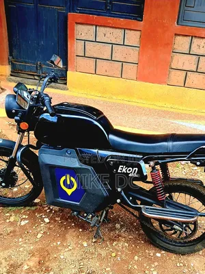 Arc Vector 2025 Black