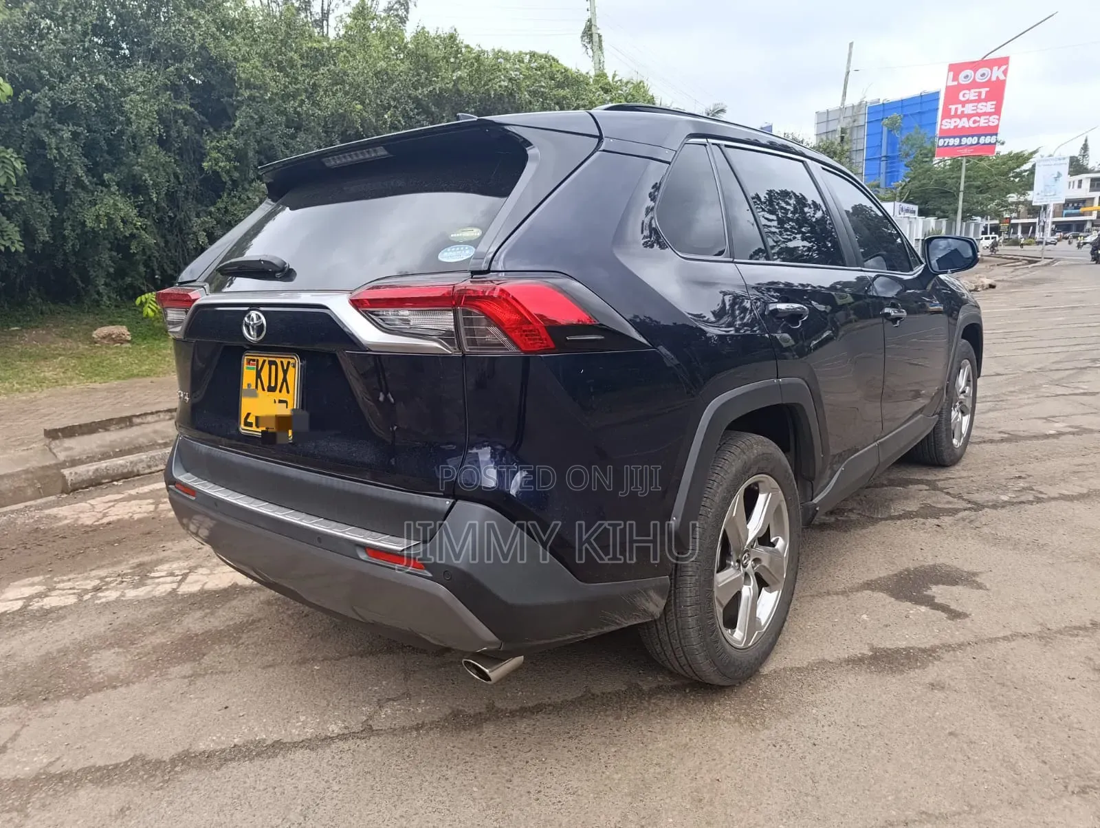 Toyota RAV4 2018 Blue