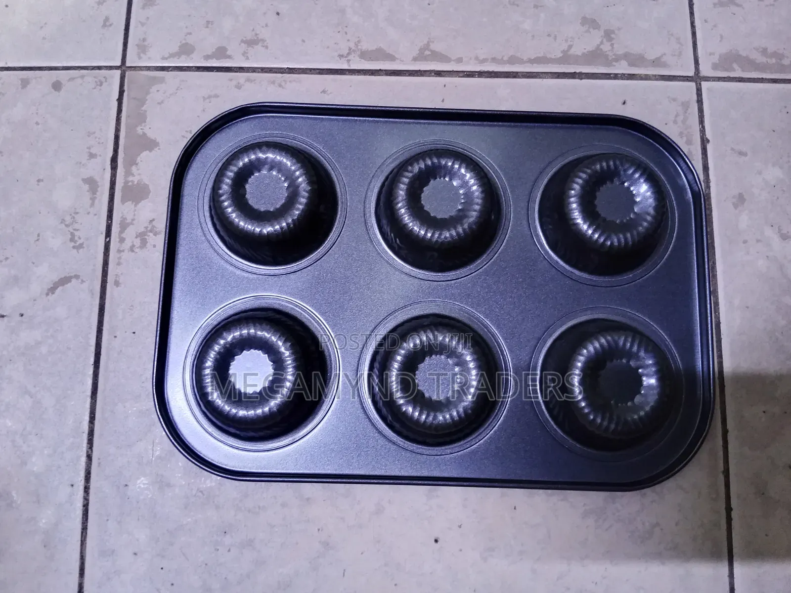 Non-Stick Muffin Baking Tin /Baking Tray 6hole
