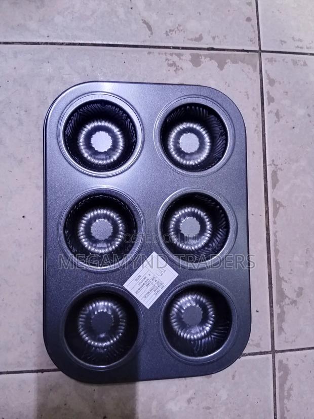 Non-Stick Muffin Baking Tin /Baking Tray 6hole - thumbnail 2