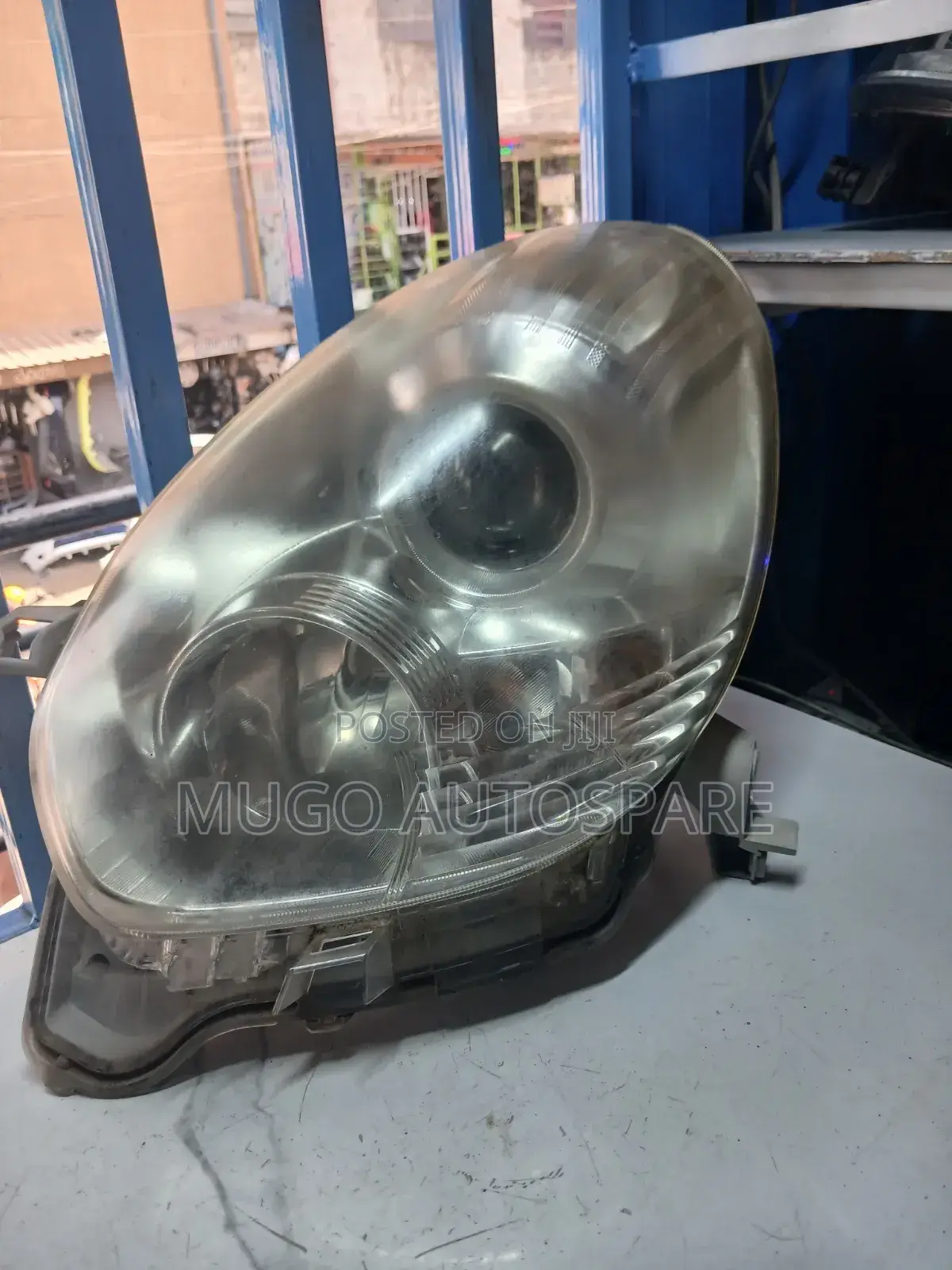Passo 2010 Focus Xenon Headlight