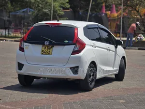 Honda Fit 2016 White