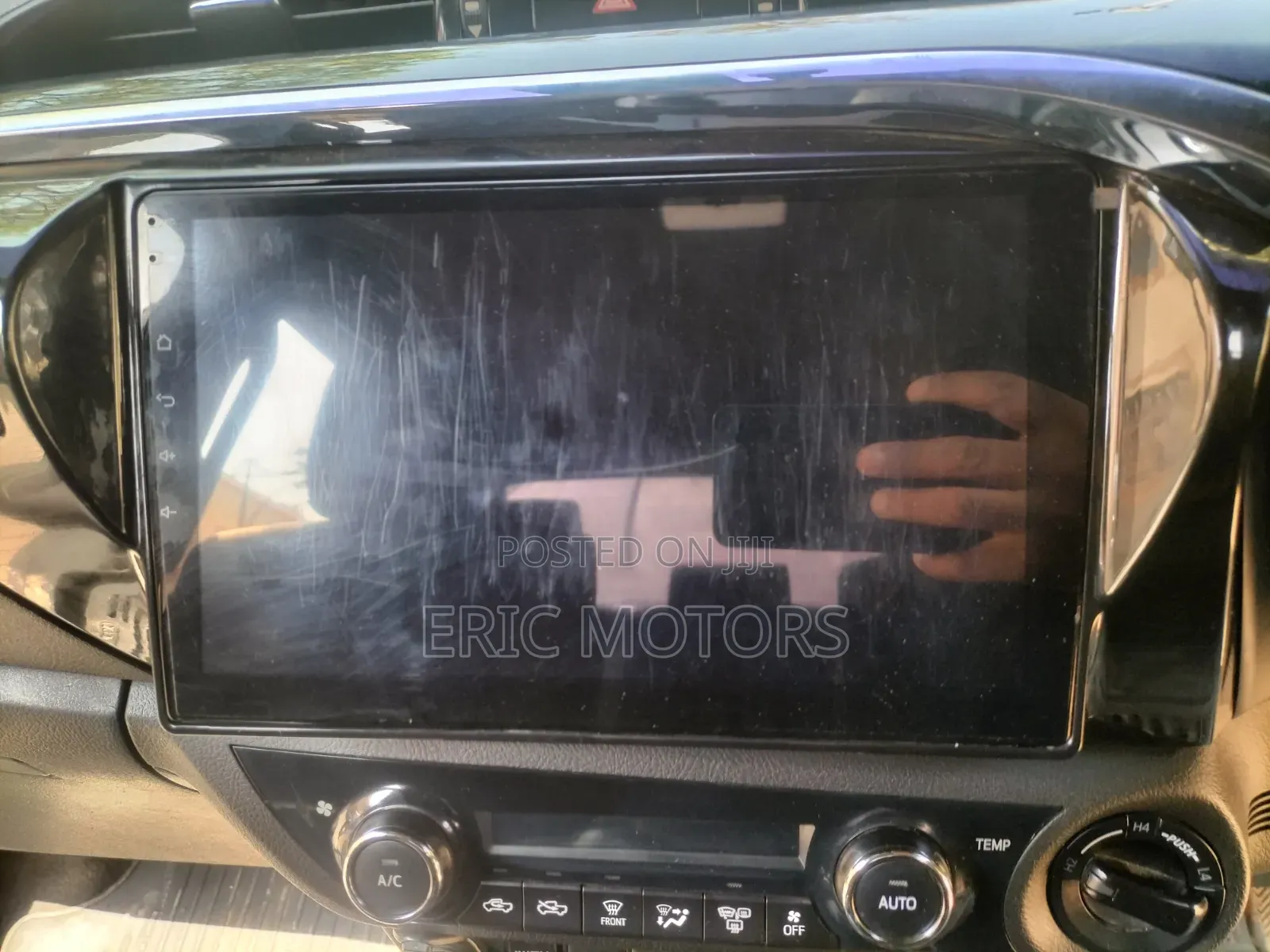 Toyota Hilux 2019 Black