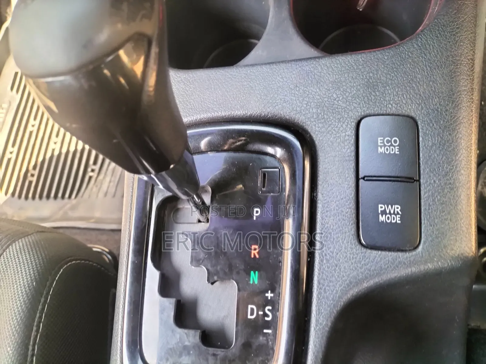 Toyota Hilux 2019 Black