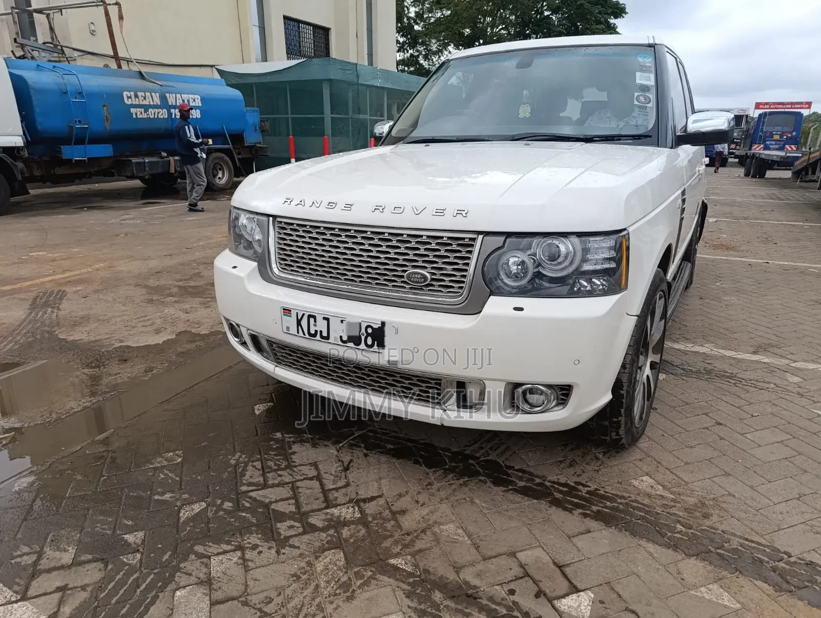 Land Rover Range Rover Vogue 2010 White