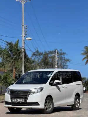Toyota Noah 2016 White