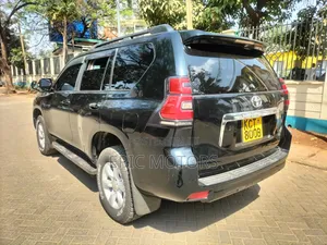 Toyota Land Cruiser Prado 2011 Black