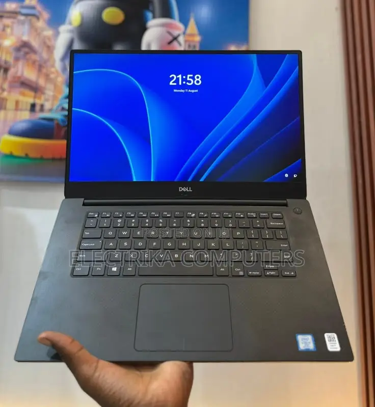 Laptop Dell Precision 15 5540 16GB Intel Core i7 SSD 512GB