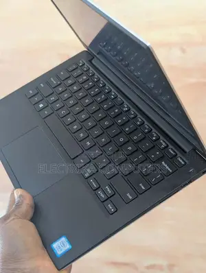 Laptop Dell Precision 15 5540 16GB Intel Core i7 SSD 512GB