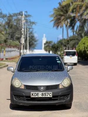 Nissan Advan 2014 Silver