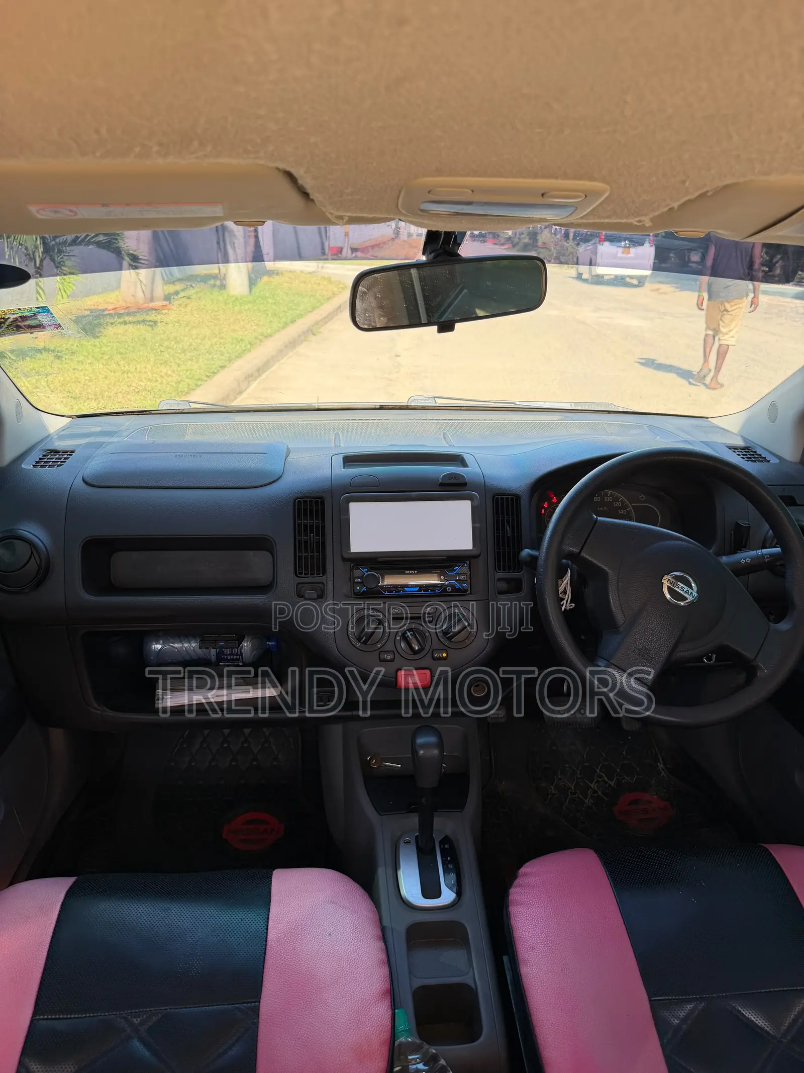 Nissan Advan 2014 Silver