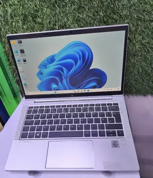 Laptop HP EliteBook 830 G7 8GB Intel Core i5 SSD 256GB