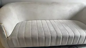 5 Seater, Very Good Quality Sofa Set