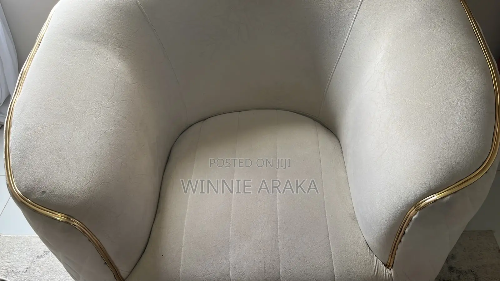 5 Seater, Very Good Quality Sofa Set