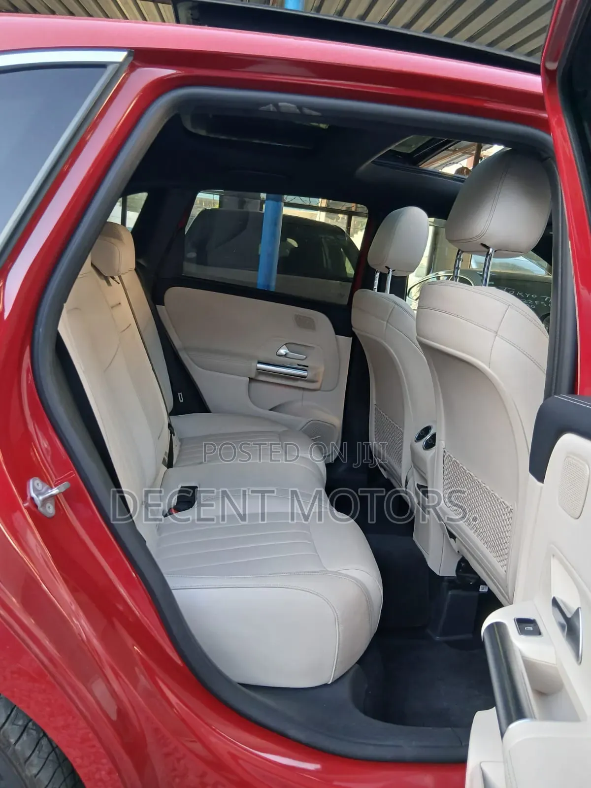 Mercedes-Benz B-Class 2019 Red