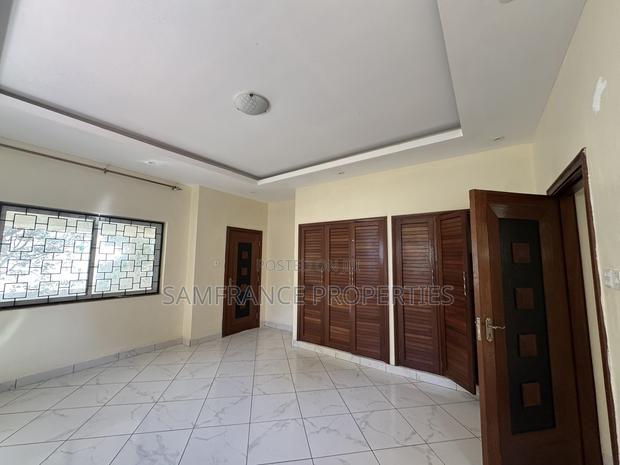 4bdrm Mansion in Nyali for rent - thumbnail 12